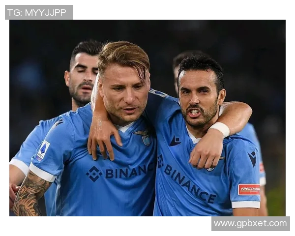 阿德莱德联队与悉尼FC激战正酣期待精彩对决再续足球传奇